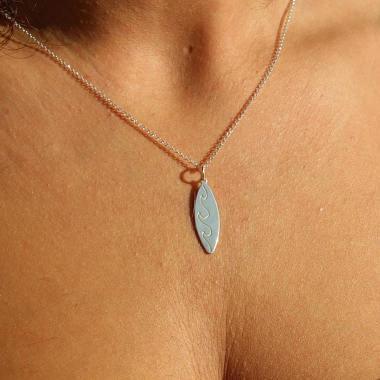 Collier Pendentif Surfboard Et Tortue Hawaïen - Argent Sterling 925 - Occasion