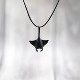 Collier Raie Manta Noir-Argent